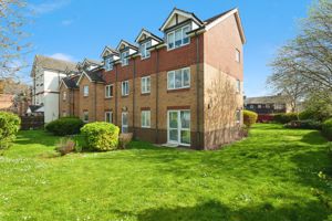 PHOTOS SHOW GENERAL VIEW OF RETIREMENT DEVELOPMENT- click for photo gallery